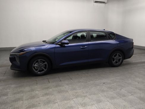 Used 2025 Kia K4 FWD image 2