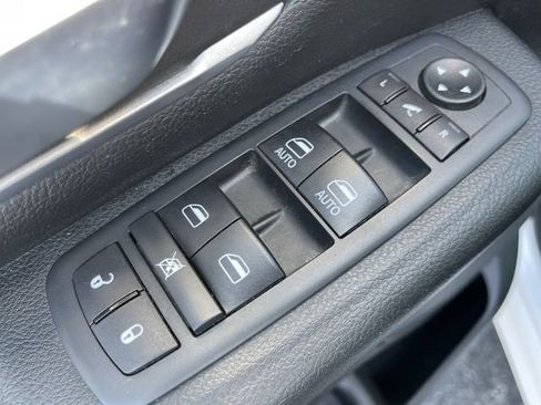Used 2021 RAM 1500 Big Horn AWD/4WD image 13