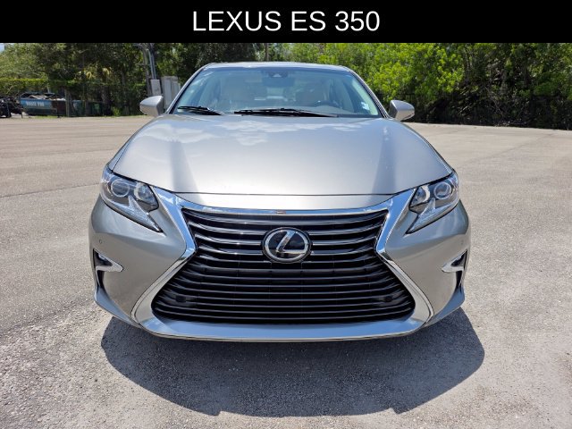 Used 2017 Lexus ES 350 w/ Premium Package FWD image 8