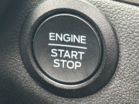 Certified 2024 Ford Escape Active w/ Cold Weather Package FWD image 4
