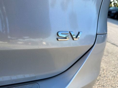 Used 2016 Nissan Rogue SV w/ SV Premium Package image 11