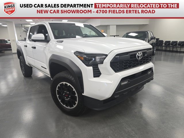 Used 2024 Toyota Tacoma TRD Off-Road w/ TRD Off Road Premium Package AWD/4WD image 1