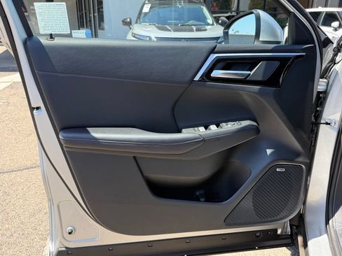 New 2026 Mitsubishi Outlander SE AWD/4WD image 35