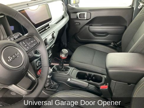 Certified 2025 Jeep Wrangler Willys image 15