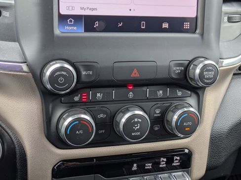 Used 2022 RAM 1500 Laramie image 28