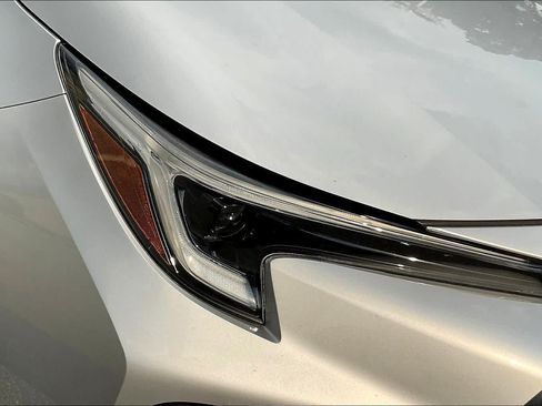 Used 2023 Toyota Corolla SE FWD image 27