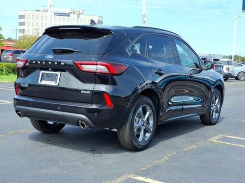 Used 2023 Ford Escape ST-Line w/ Tech Pack #1 AWD/4WD image 7