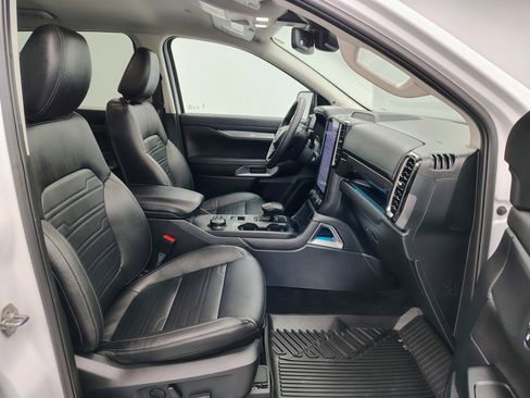 Used 2024 Ford Ranger Lariat image 32