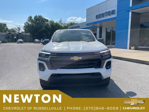 Used 2023 Chevrolet Colorado LT w/ LT Convenience Package III RWD image 3