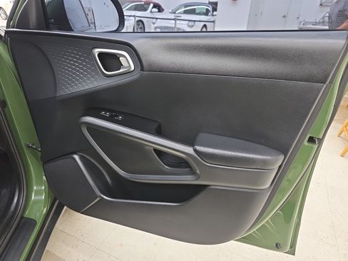 Used 2021 Kia Soul EX FWD image 13
