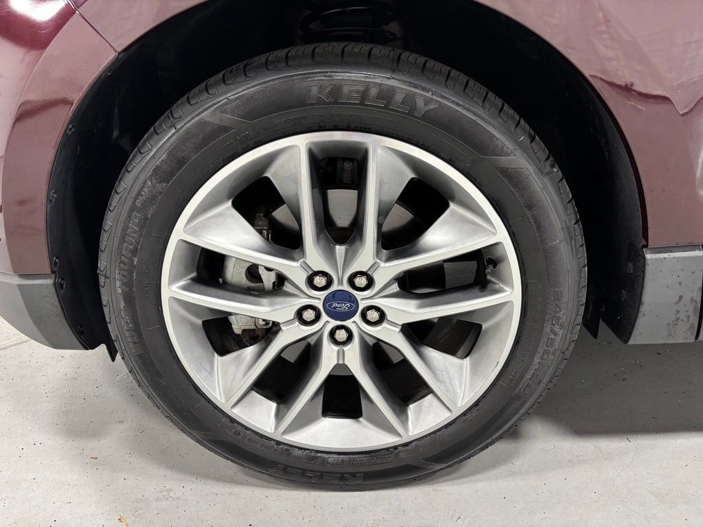 Used 2018 Ford Edge Titanium w/ Equipment Group 301A AWD/4WD image 62