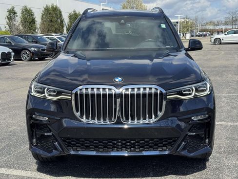 Used 2022 BMW X7 xDrive40i w/ M Sport Package image 2