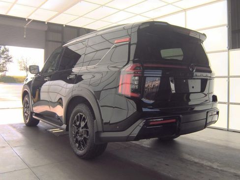 Certified 2026 Nissan Armada PRO-4X AWD/4WD image 3