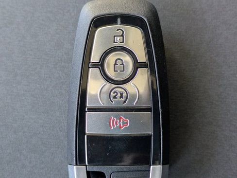 New 2025 Ford Bronco Badlands image 35