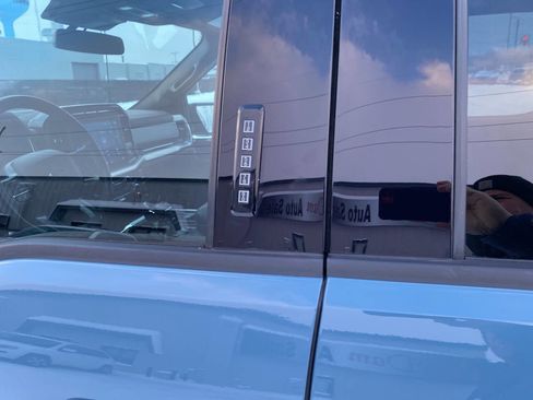 Used 2023 Ford F150 Lariat image 14