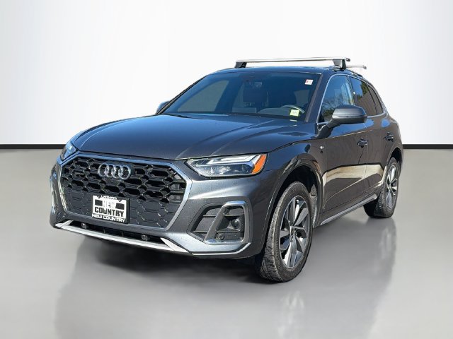 Used 2023 Audi Q5 2.0T Premium Plus w/ Premium Plus Package AWD/4WD image 3