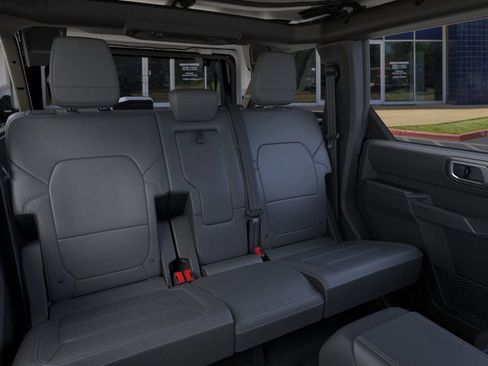 New 2025 Ford Bronco Badlands image 11