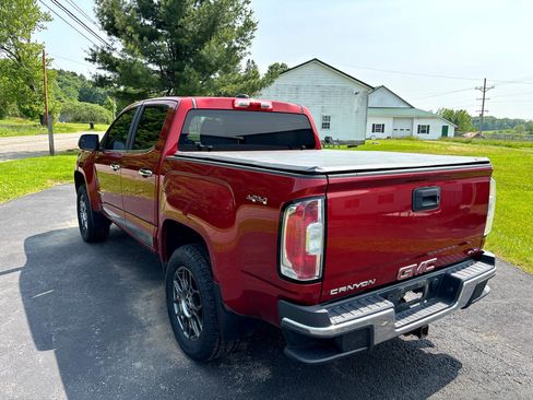 Used 2015 GMC Canyon SLT w/ Driver Alert Package image 7