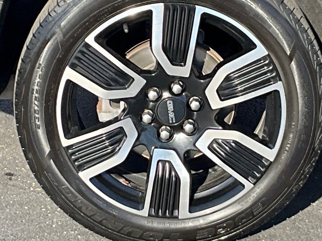 Used 2021 GMC Acadia SLT w/ Elevation Edition FWD image 9