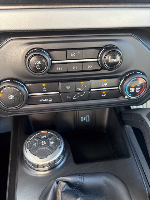 Used 2022 Ford Bronco Big Bend AWD/4WD image 16