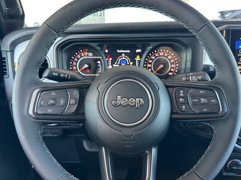 New 2026 Jeep Gladiator Sport AWD/4WD image 23