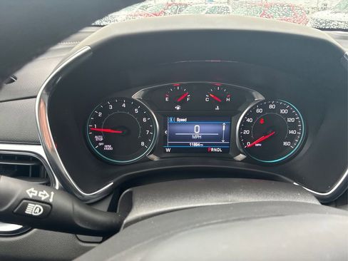 Used 2024 Chevrolet Equinox LT w/ LPO, Floor Liner Package AWD/4WD image 13