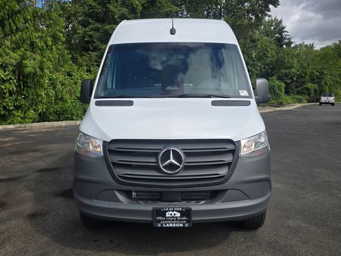 New 2026 Mercedes-Benz Sprinter 2500 image 9