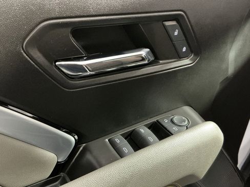 Used 2024 Chevrolet Colorado ZR2 image 23