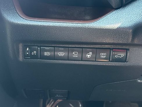 Used 2024 Toyota RAV4 Limited w/ Advanced Technology Package AWD/4WD image 33