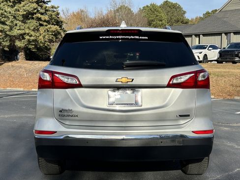 Used 2018 Chevrolet Equinox Premier image 19