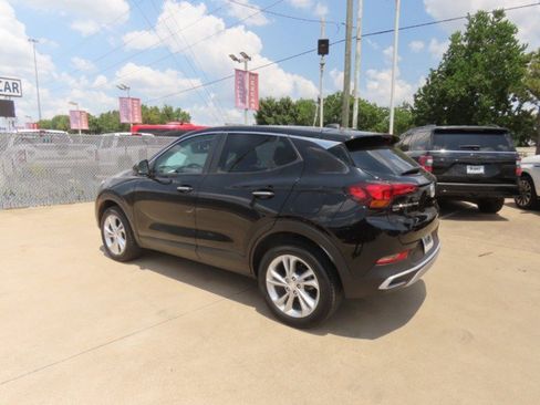 Used 2022 Buick Encore GX Preferred w/ Cold Weather Comfort Package AWD/4WD image 13