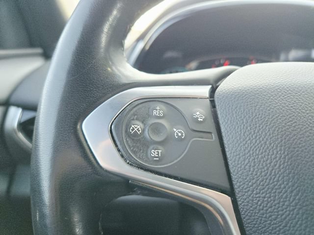 Used 2023 Chevrolet Traverse LT FWD image 19