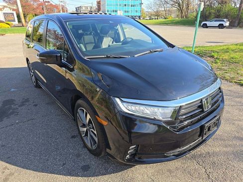 Used 2023 Honda Odyssey Touring image 5