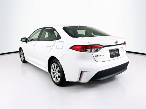 Used 2024 Toyota Corolla LE image 5