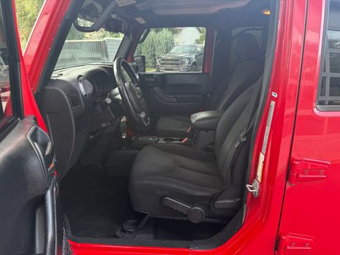Used 2018 Jeep Wrangler Unlimited Sport S AWD/4WD image 20