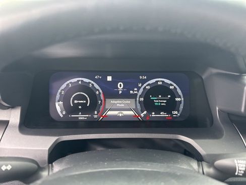 Used 2025 Toyota 4Runner TRD Off-Road Premium image 10