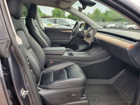 Used 2023 Tesla Model Y AWD image 26