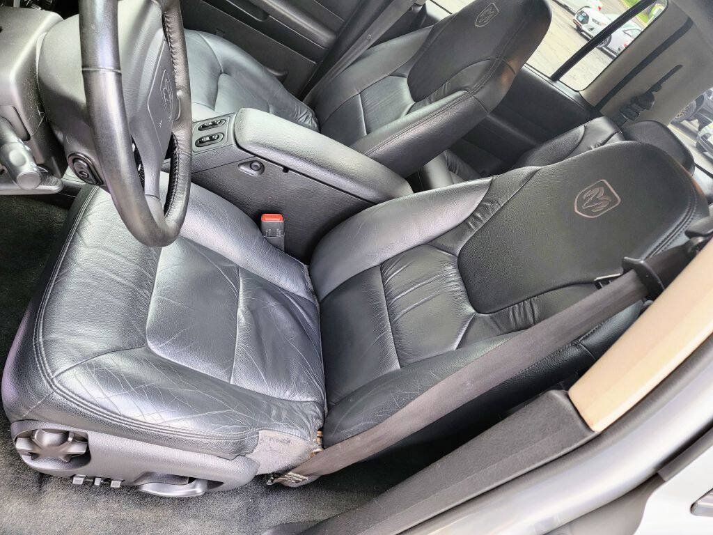 Used 2003 Dodge Durango SLT Plus AWD/4WD image 6