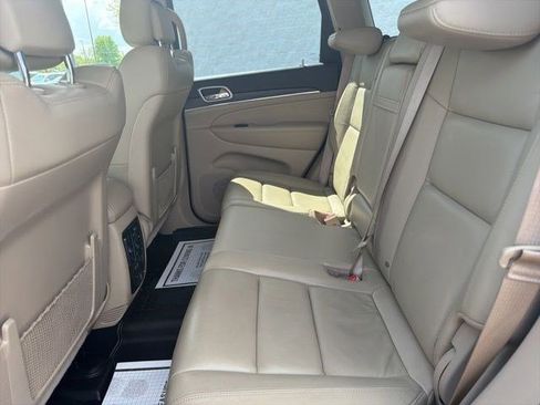 Used 2020 Jeep Grand Cherokee Limited AWD/4WD image 14