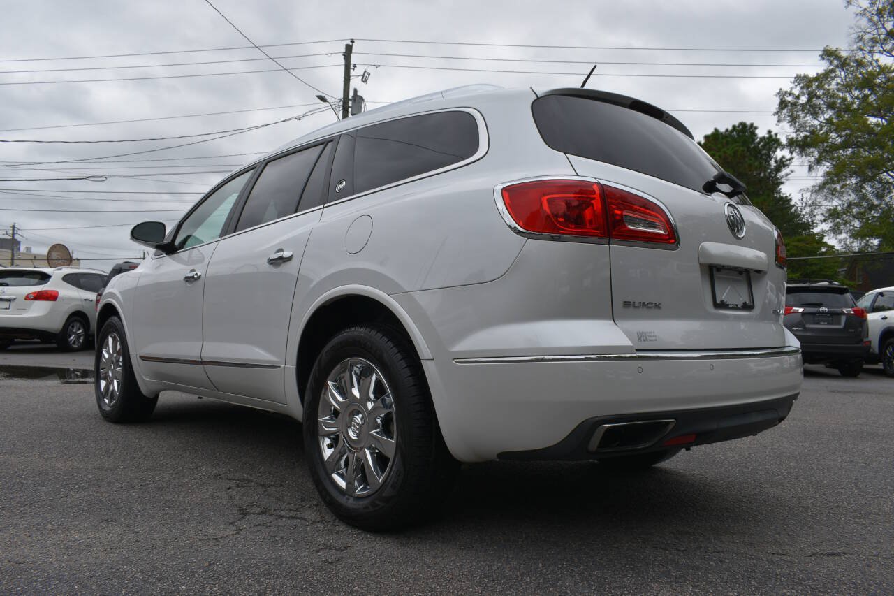 Used 2017 Buick Enclave Leather FWD image 38