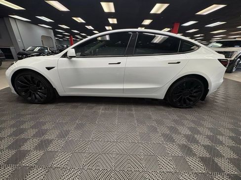 Used 2021 Tesla Model 3 Standard Range Plus RWD image 7