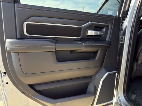 Used 2024 RAM 2500 Laramie w/ Night Edition AWD/4WD image 26