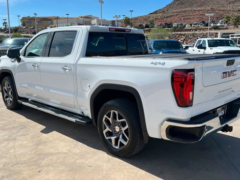 Used 2024 GMC Sierra 1500 SLT w/ SLT Premium Package image 3