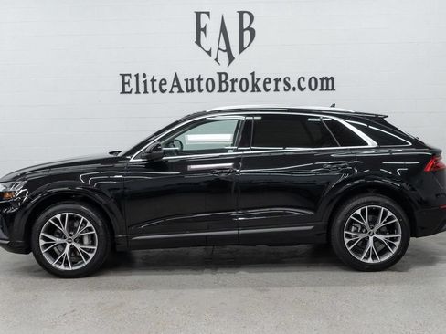 Used 2023 Audi Q8 Premium Plus AWD/4WD image 2