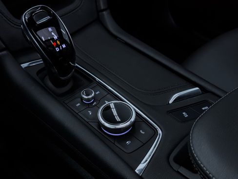 Used 2024 Cadillac XT5 Premium Luxury image 45