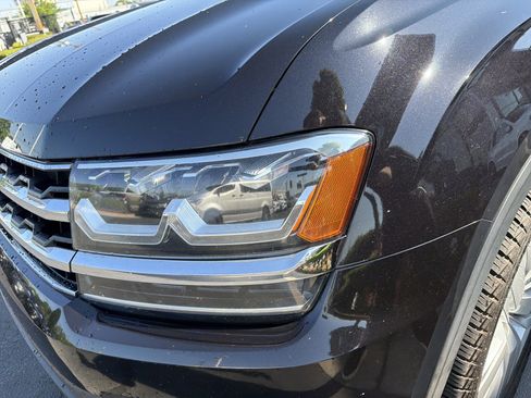 Used 2019 Volkswagen Atlas SE w/ Panoramic Sunroof Package FWD image 7