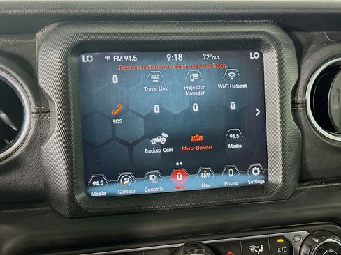 Used 2023 Jeep Wrangler Unlimited Sahara AWD/4WD image 21