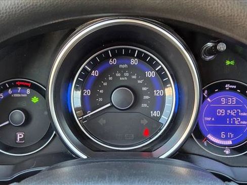 Used 2019 Honda Fit LX image 11