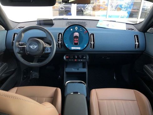 Used 2025 MINI Cooper Countryman S w/ Comfort Package Max image 34