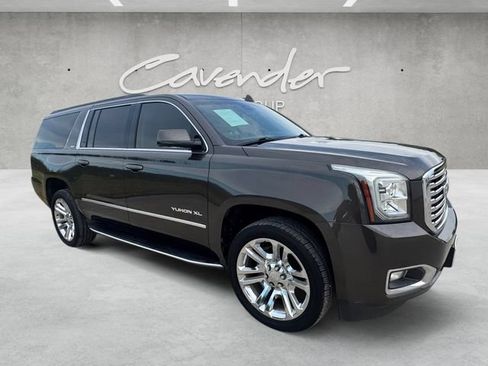 Used 2019 GMC Yukon XL SLT w/ Premium Edition RWD image 2